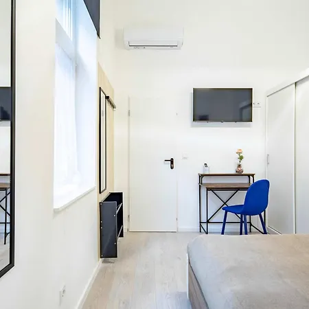Comfort With A Chic Touch Apartment