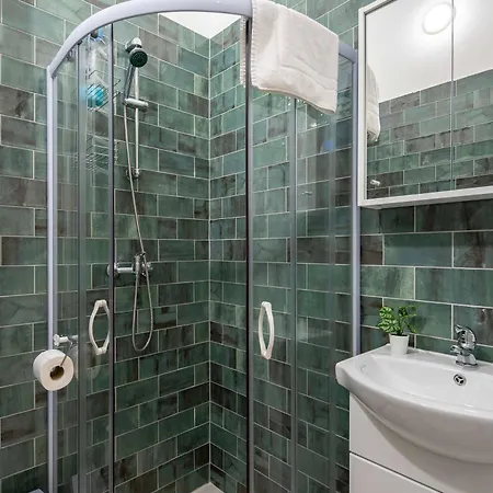 Comfort With A Chic Touch